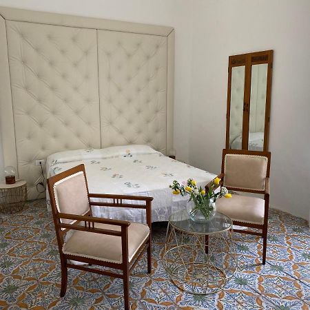 Bianca Rooms Noto Bagian luar foto